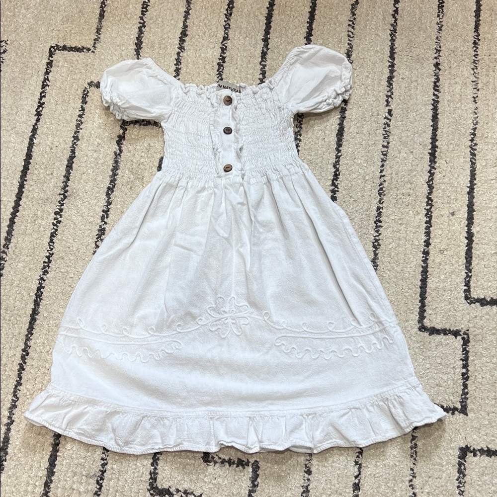 Elegant White Kids Dress with Puff Sleeves